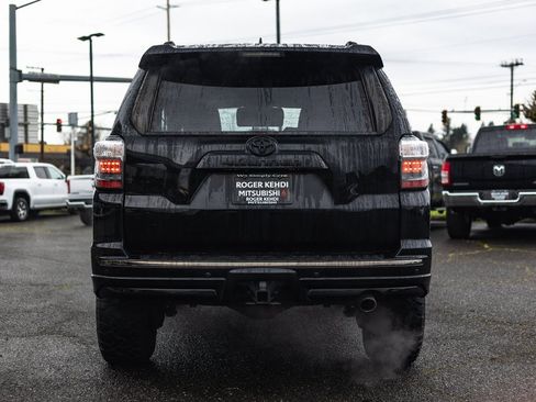 Used 2019 Toyota 4Runner Limited w/ Wilderness Package image 10