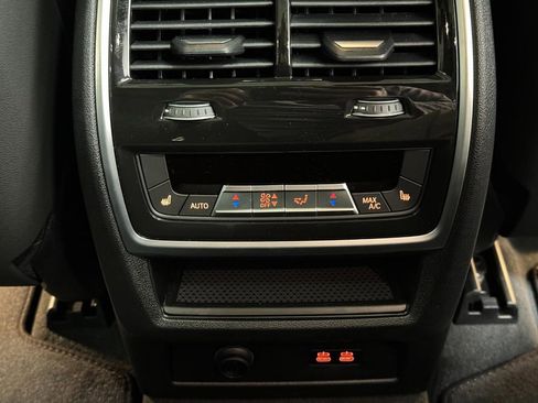 New 2026 BMW X5 xDrive50e image 11