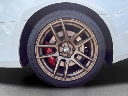 Used 2018 Chevrolet Camaro SS RWD image 31