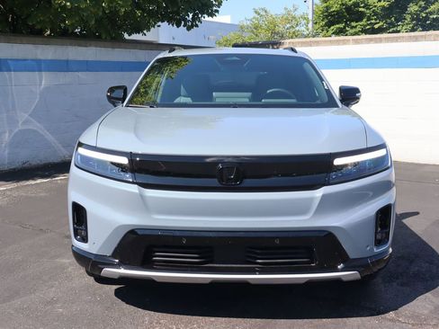 New 2026 Honda Prologue Touring image 8