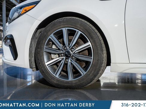 Used 2020 Kia Optima Premium image 36