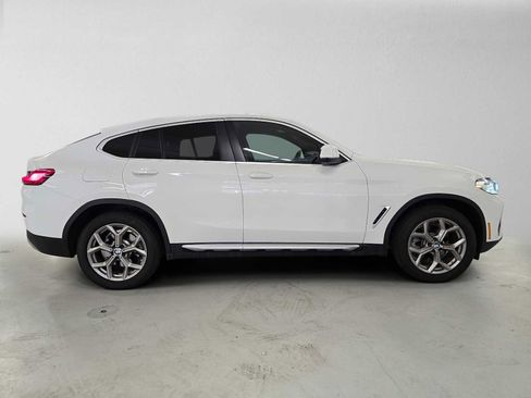 Used 2025 BMW X4 xDrive30i AWD/4WD image 6