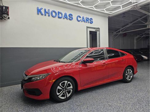 Used 2018 Honda Civic LX image 2