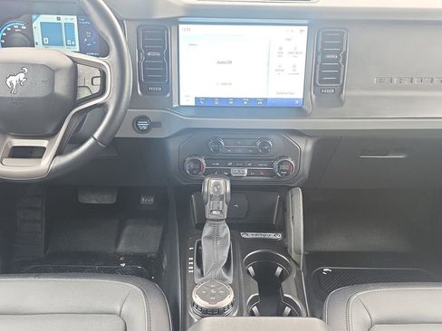 Used 2024 Ford Bronco Everglades image 11