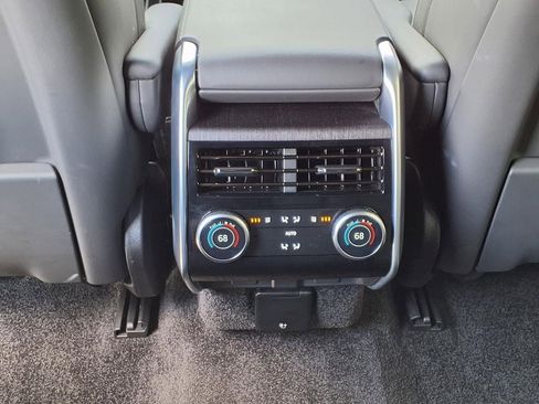 Certified 2025 Land Rover Range Rover SE AWD/4WD image 25
