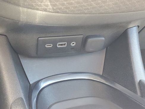 Used 2022 Chevrolet Malibu LT FWD image 24