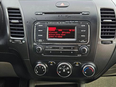 Used 2015 Kia Forte LX FWD image 15