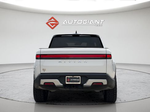 Used 2022 Rivian R1T Adventure AWD/4WD image 7