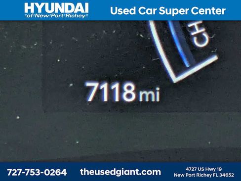 Used 2025 Toyota Camry SE FWD image 34