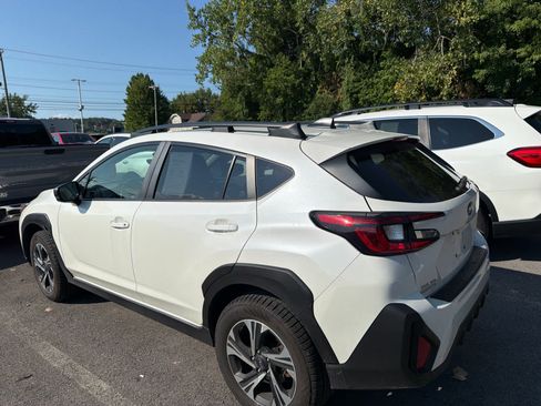 Used 2024 Subaru Crosstrek 2.0i Premium AWD/4WD image 26
