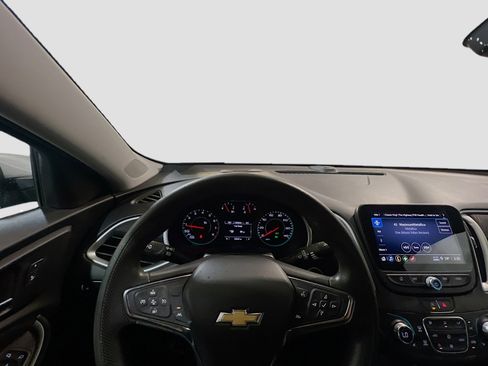 Used 2024 Chevrolet Malibu LT FWD image 7