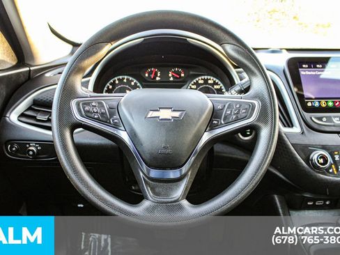Used 2024 Chevrolet Malibu LT FWD image 24