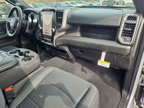 New 2026 RAM 2500 Tradesman AWD/4WD image 17