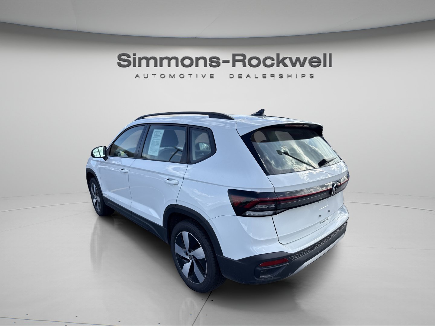 Used 2025 Volkswagen Taos S AWD/4WD image 2