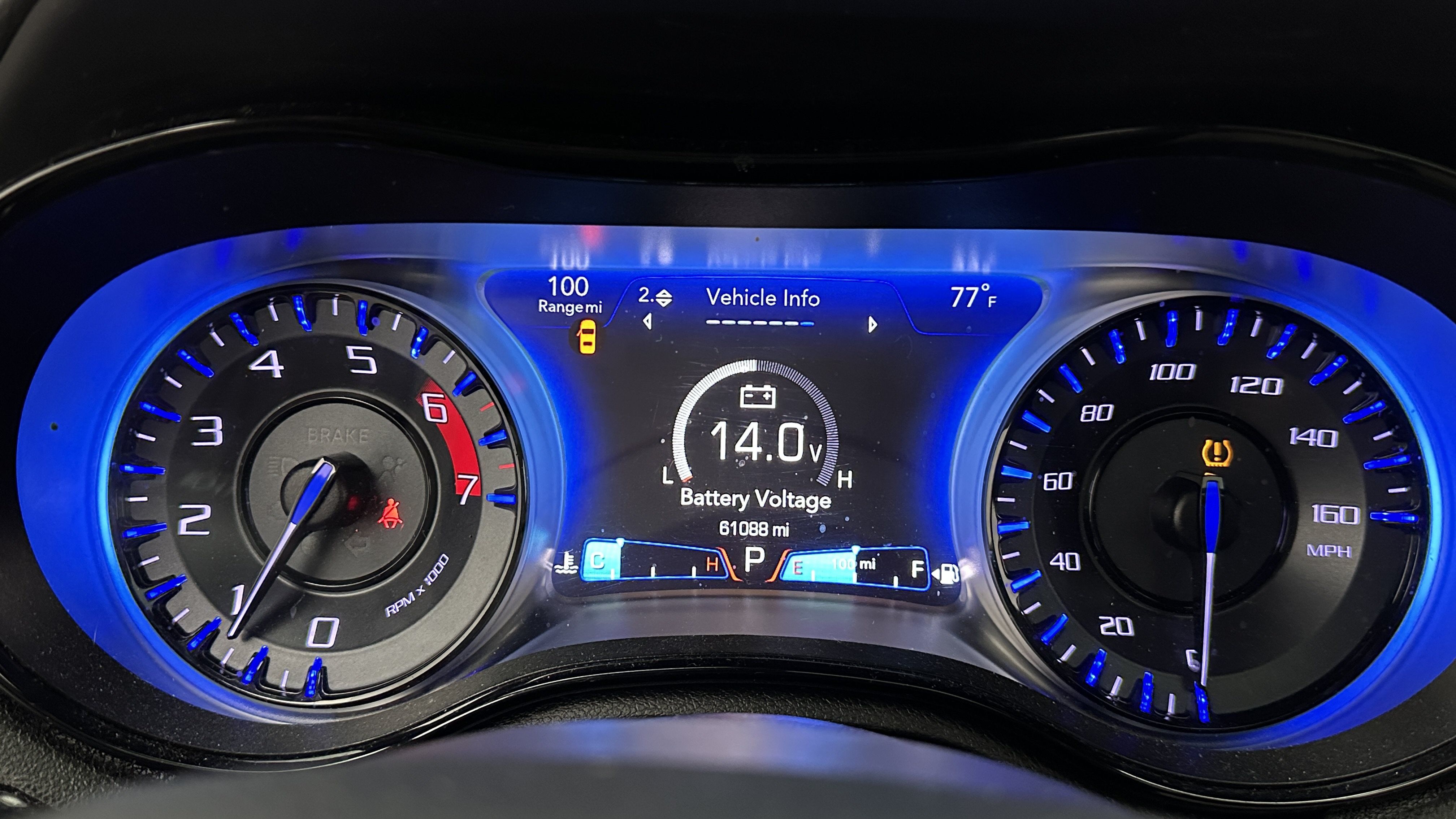 Used 2018 Chrysler 300 S w/ 300S Premium Group RWD image 25