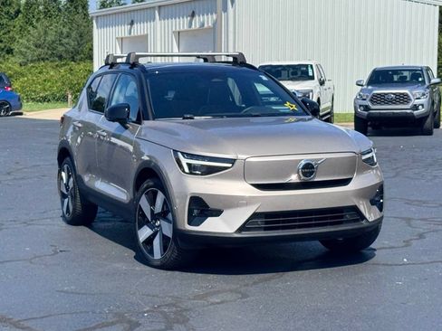 Used 2023 Volvo XC40 Recharge Ultimate w/ Protection Package Premier AWD/4WD image 1