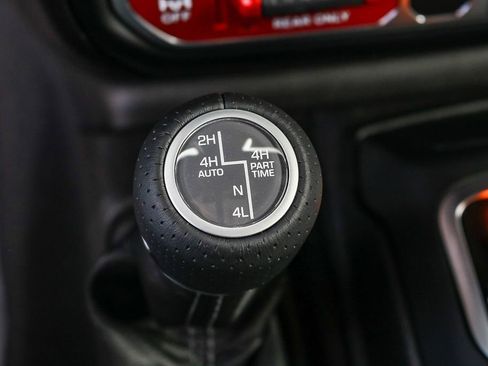 New 2026 Jeep Gladiator Mojave image 21