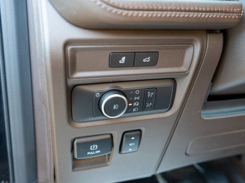 Used 2022 Ford Expedition King Ranch image 28