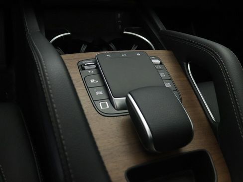 Certified 2026 Mercedes-Benz GLE 350 4MATIC image 18