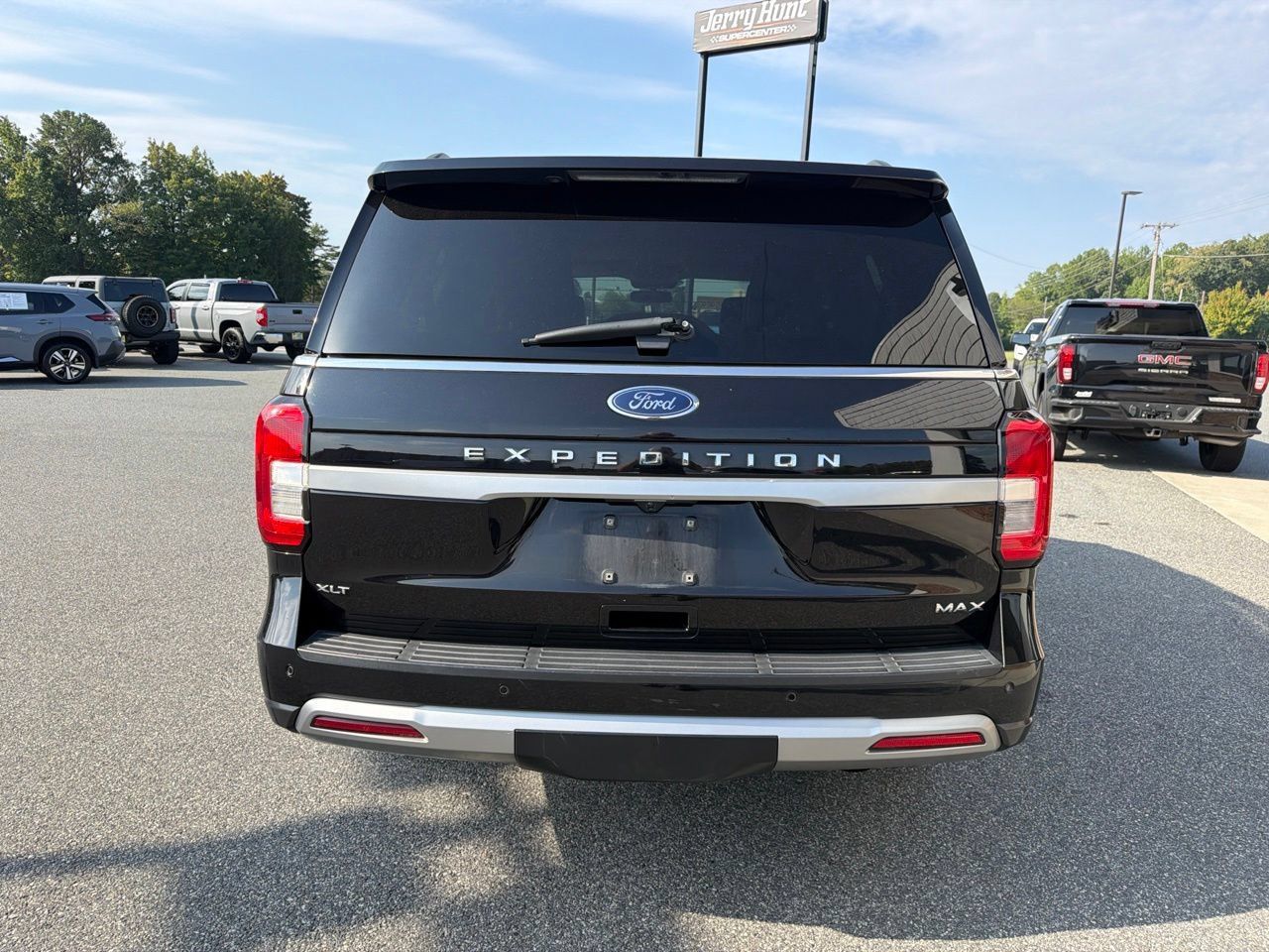 Used 2023 Ford Expedition Max XLT RWD image 6