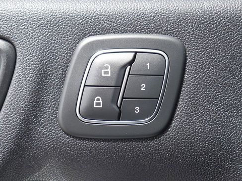 Used 2021 Ford Escape SEL w/ SEL Stealth AWD Package image 27
