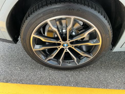 Used 2023 BMW X4 xDrive30i w/ M Sport Package AWD/4WD image 23