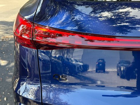 New 2025 Audi Q5 Premium Plus image 10