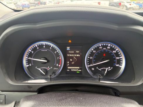 Used 2017 Toyota Highlander SE AWD/4WD image 21