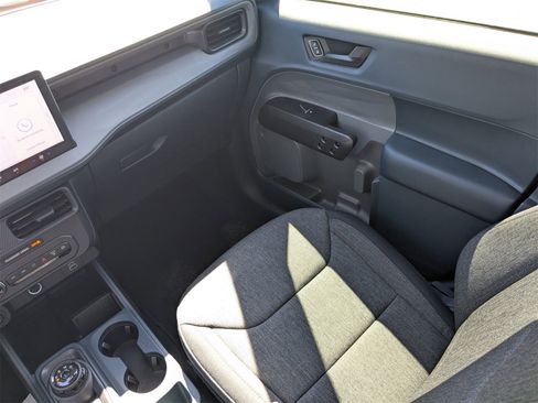 New 2025 Ford Maverick Lobo image 19