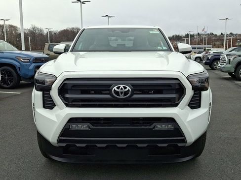 New 2026 Toyota Tacoma SR5 image 2