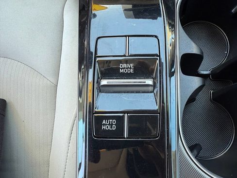 Used 2023 Hyundai Sonata SE w/ Cargo Package FWD image 27