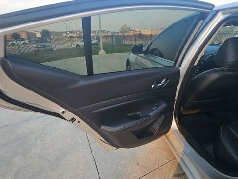 Used 2019 Nissan Altima 2.5 SL image 24