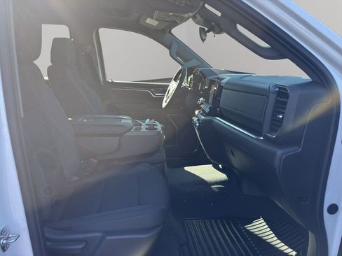 New 2026 GMC Sierra 1500 Elevation image 18