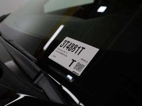 Used 2021 Honda HR-V Touring image 30