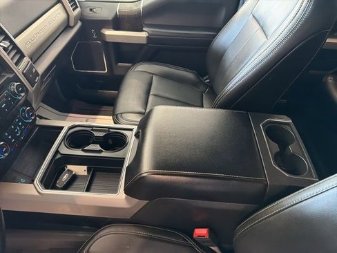 Used 2021 Ford F350 Lariat w/ Lariat Ultimate Package image 15