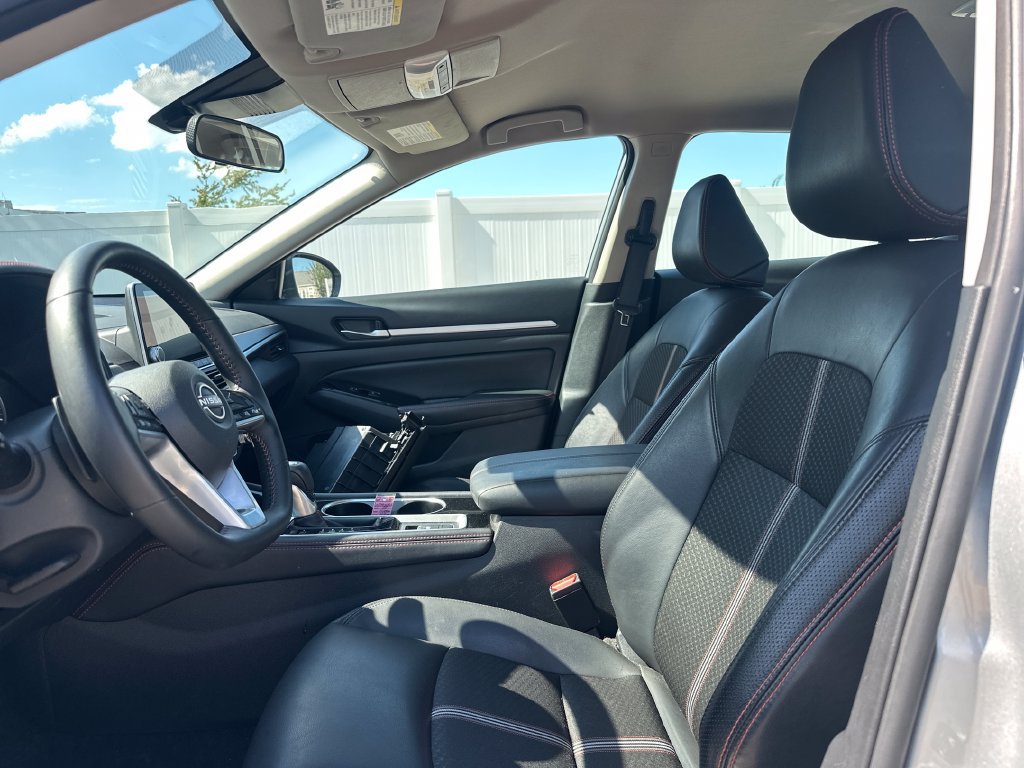 Certified 2025 Nissan Altima 2.5 SR AWD/4WD image 39
