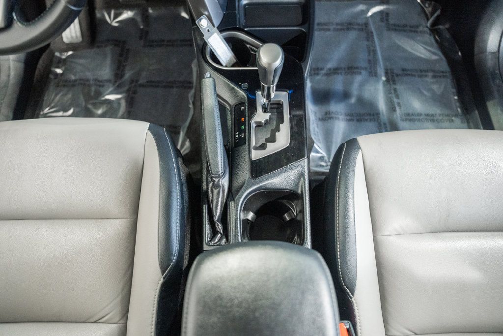 Used 2018 Toyota RAV4 Limited AWD/4WD image 23