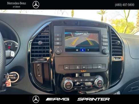Used 2023 Mercedes-Benz Metris Passenger image 19