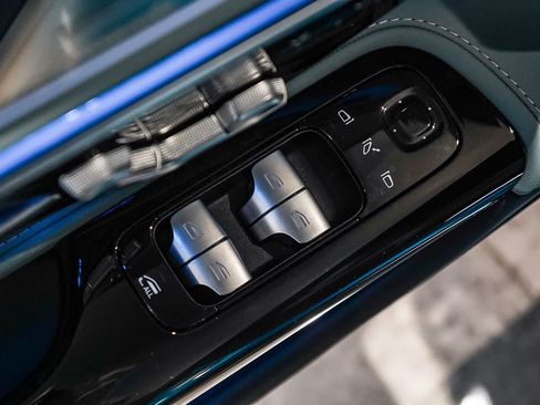 Used 2025 Mercedes-Benz SL 43 AMG image 21