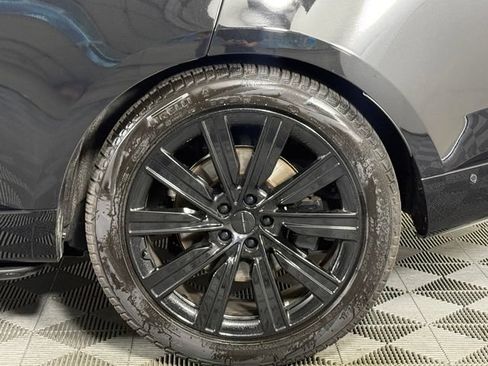 Used 2026 Land Rover Range Rover SE AWD/4WD image 13