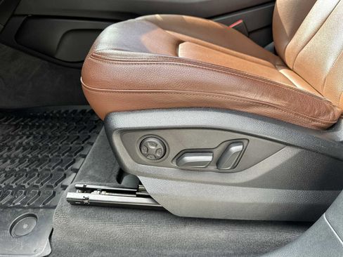 Used 2019 Audi Q7 3.0T Prestige w/ Prestige Package image 27