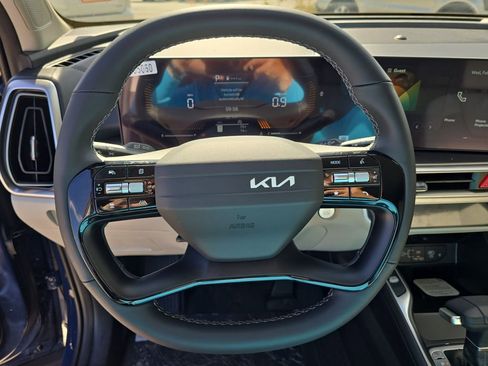 New 2026 Kia Sorento S FWD image 28