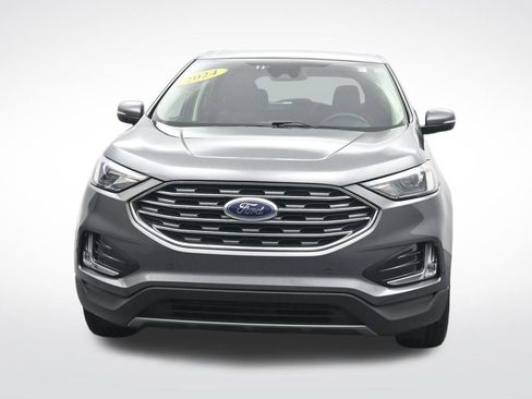 Used 2024 Ford Edge Titanium image 2