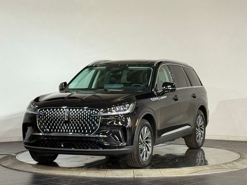 New 2026 Lincoln Aviator AWD image 4