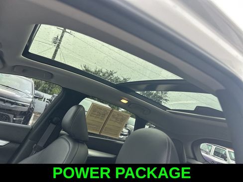 Used 2021 INFINITI QX50 Luxe FWD image 11