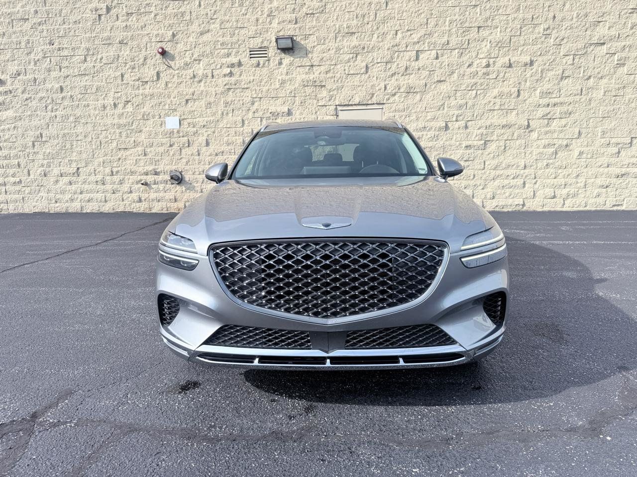 Used 2025 Genesis GV70 2.5T AWD/4WD image 8