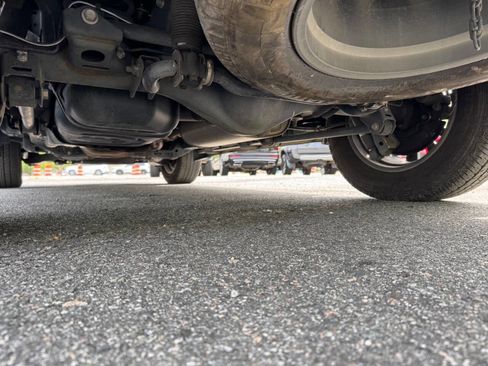 Used 2020 Lexus GX 460 Premium w/ Premium Package image 28