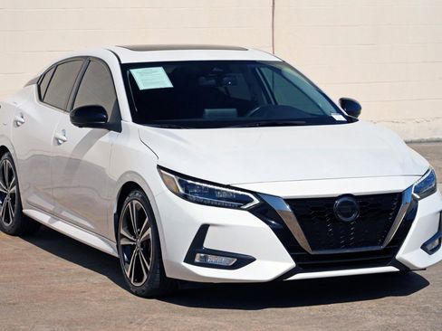 Used 2020 Nissan Sentra SR w/ Premium Package image 49