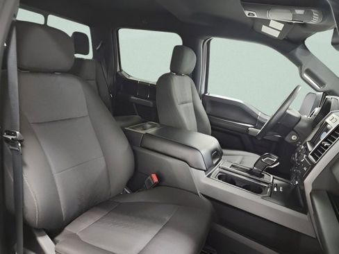 Used 2018 Ford F150 XLT w/ Equipment Group 302A Luxury image 18