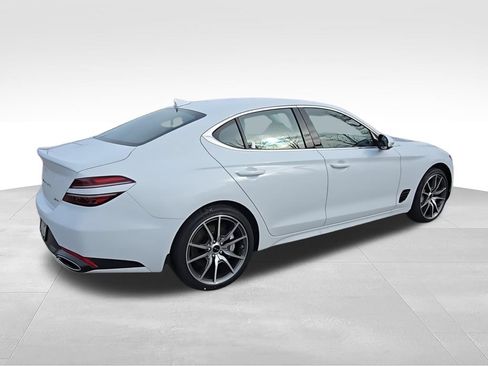 Used 2026 Genesis G70 2.5T AWD/4WD image 9